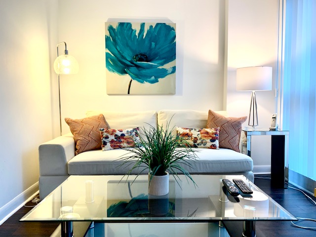 King-Spadina Furnished Apartments | MAC Suites